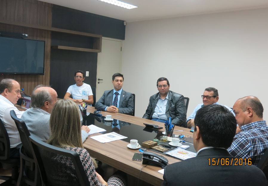 Sinpospetro-MS e classe patronal assinam CCT com Cláusula de Contribuição Assistencial